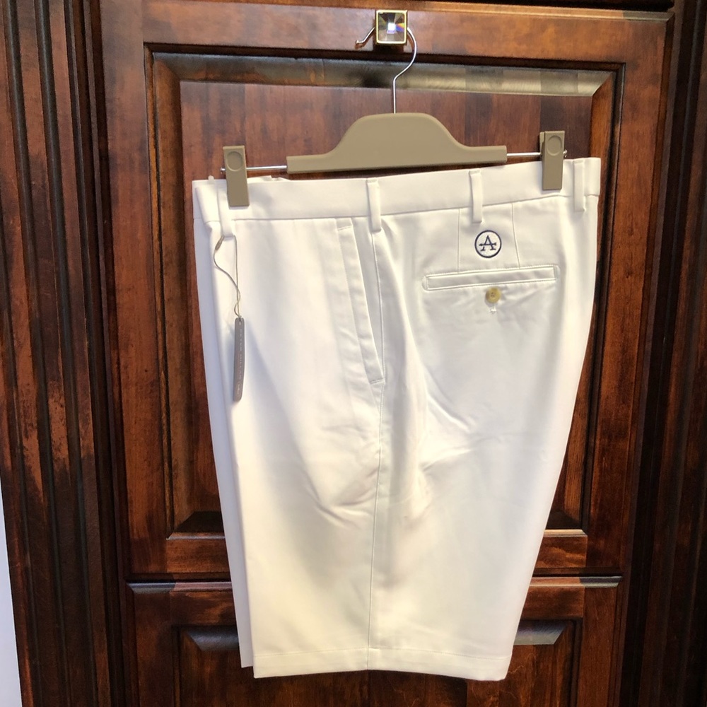 ⛳️ Peter Millar Crown Sport golf shorts sz 38
